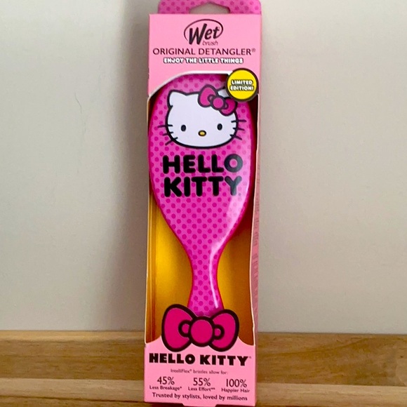 Wet Brush Hello Kitty Original Detangler - Pink Polka Dot - Picture 1 of 5